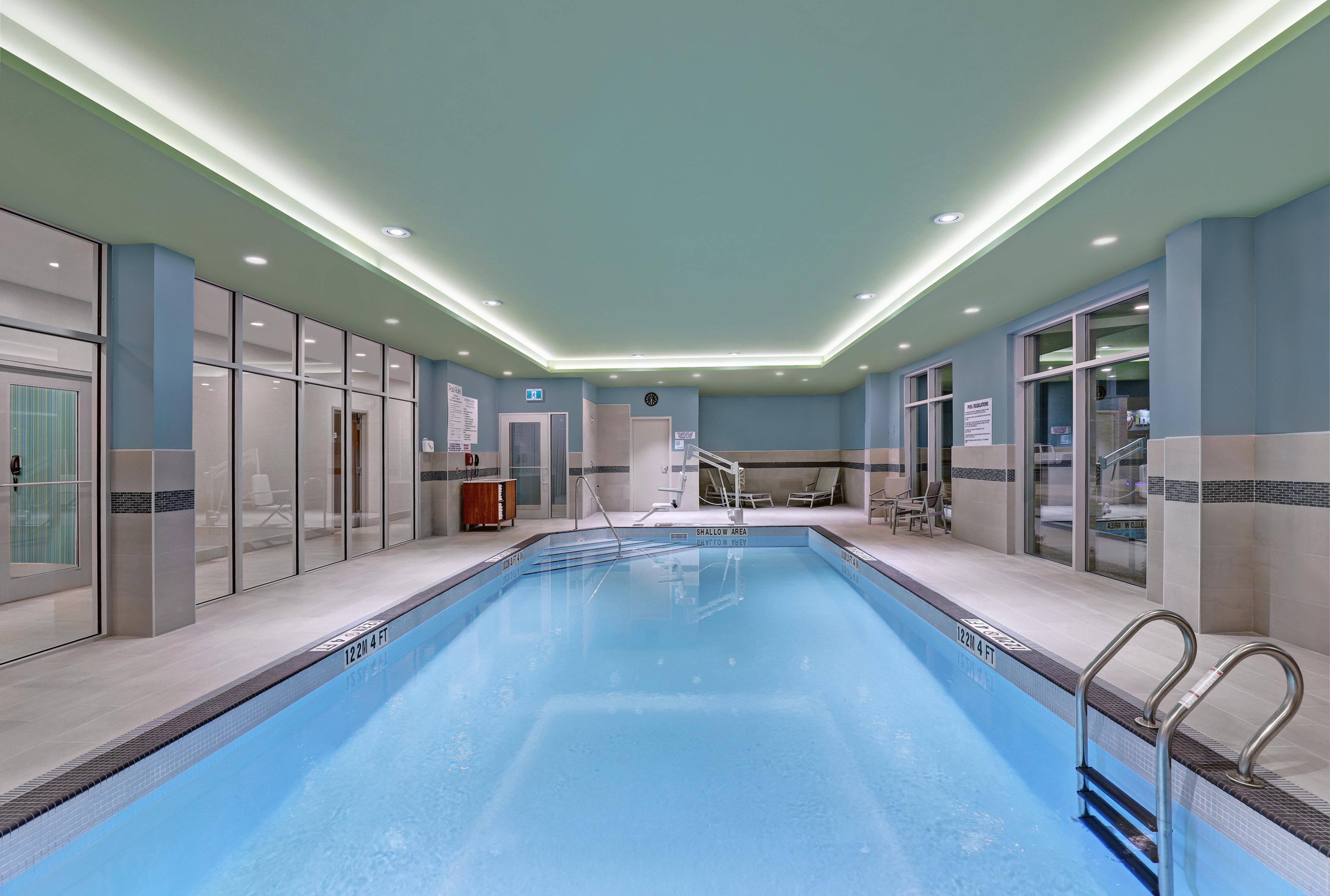 Holiday Inn Express & Suites - Порт Елгин Екстериор снимка